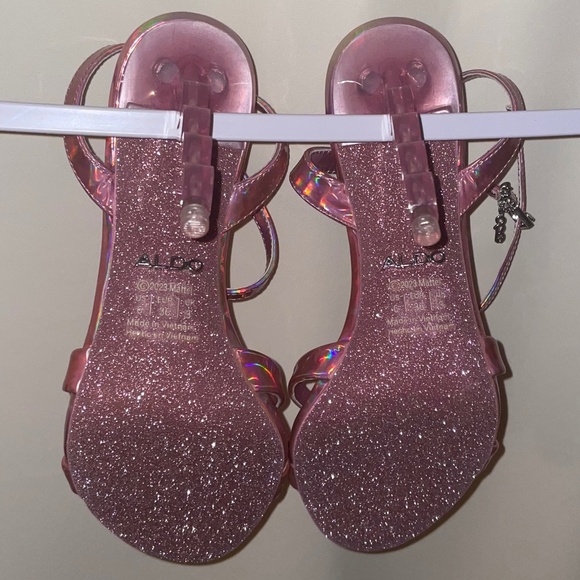 Aldo Barbie Pink Heels - Picture 3 of 10